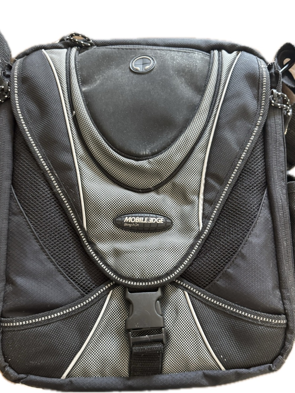 Mobile Edge Black and Gray Laptop Messenger Bag